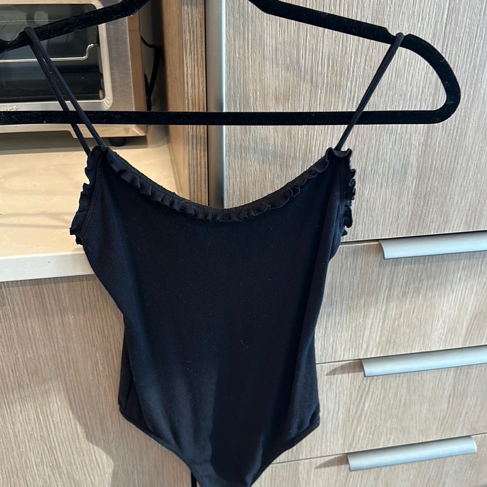 Aritiza Body suit